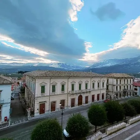 Δωμάτια σε οικογενειακή κατοικία I Guelfi Tocco da Casauria